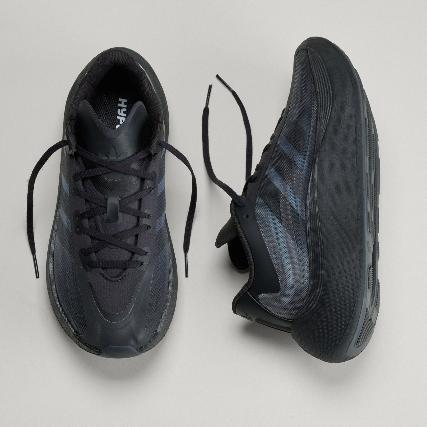 HyperBoost black and gray low-top sneaker - product view 8