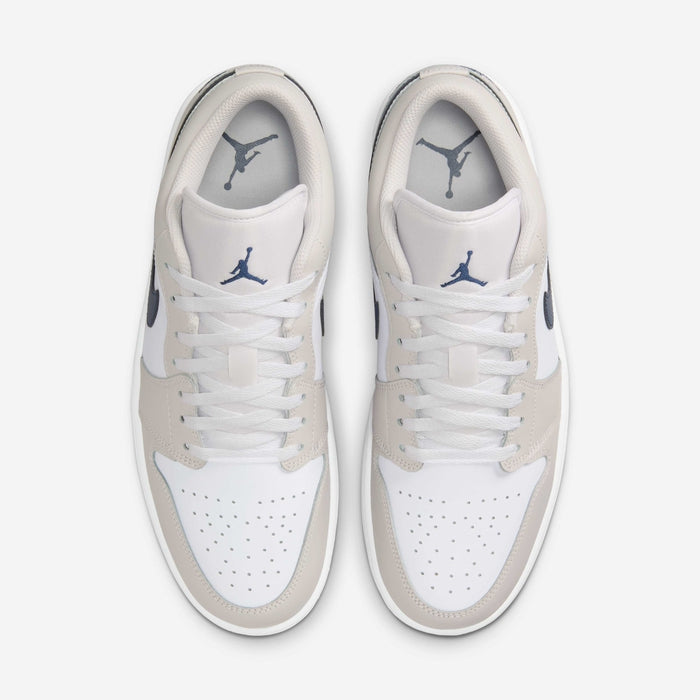 J1 Low Midnight Navy - product view 4
